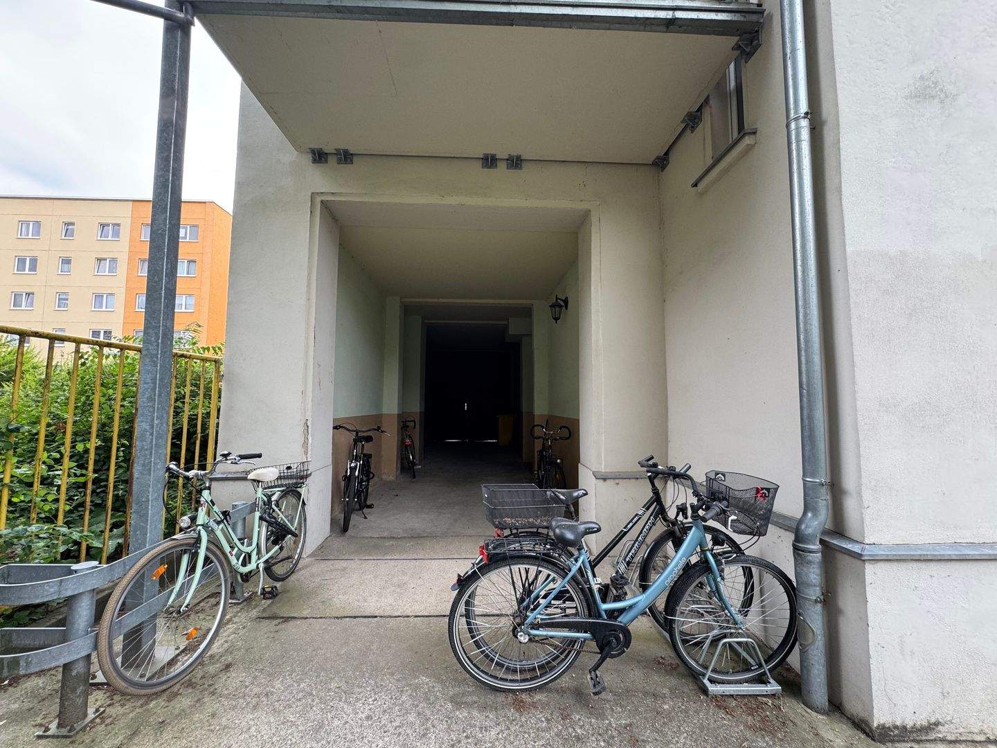 fußläufige Zentrumslage – günstiger m2 Preis – mit Balkon in denkmalgeschütztem Haus – Leipzig – Vorschaubild 5