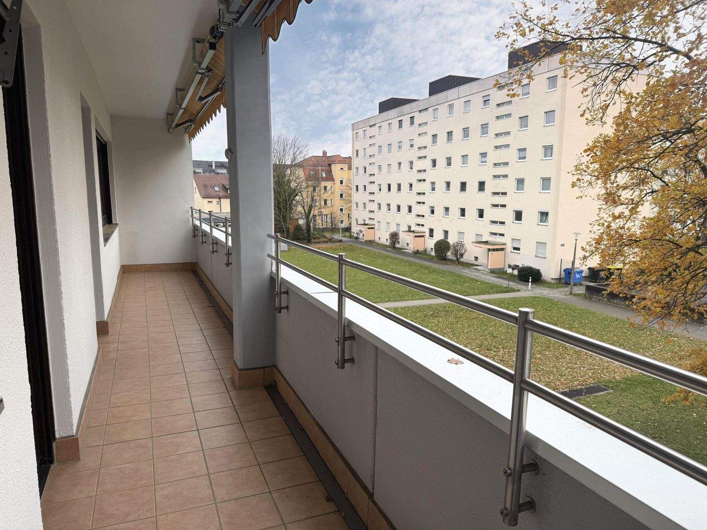 Großzügige 4-Zimmer-Wohnung mit großer West-Loggia – Nürnberg – Vorschaubild 6
