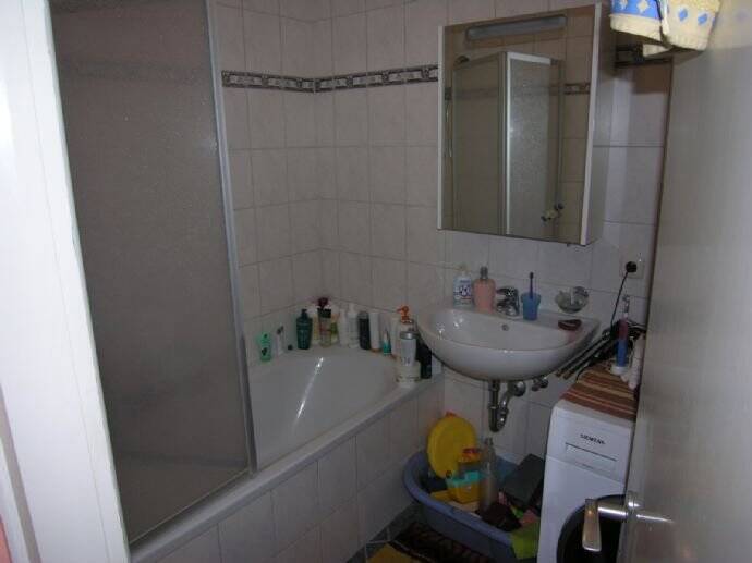 Geräumige 3-Zimmer Wohnung mit großem Balkon in Nürnberg – Nähe Friedrich-Ebert-Platz – Nürnberg – Vorschaubild 5