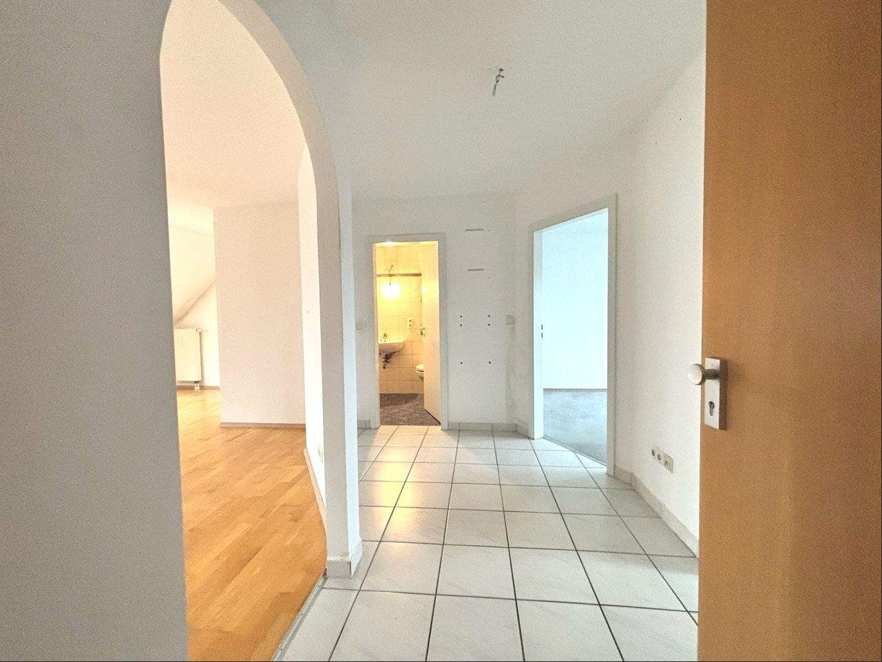 Helle Maisonette-Wohnung mit 84m² Wohn- und Nutzfläche! – Nürnberg – Vorschaubild 7
