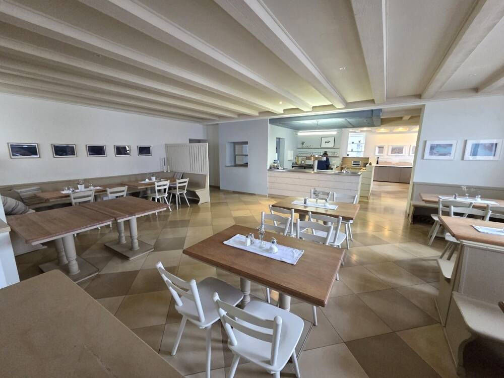 „Senefelder Hof“ Gasthof mit Fremdenzimmer und Saal!, 91807 Mörnsheim