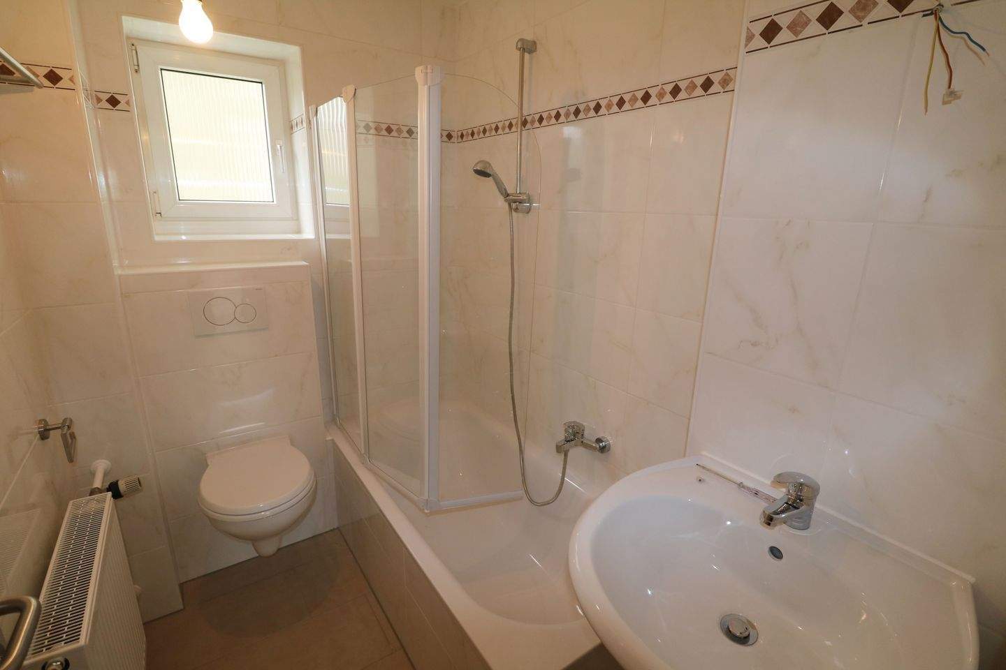 Vollständig renovierte Wohnung mit Balkon mit guter Rendite ! – 97078 Würzburg – Vorschaubild 5