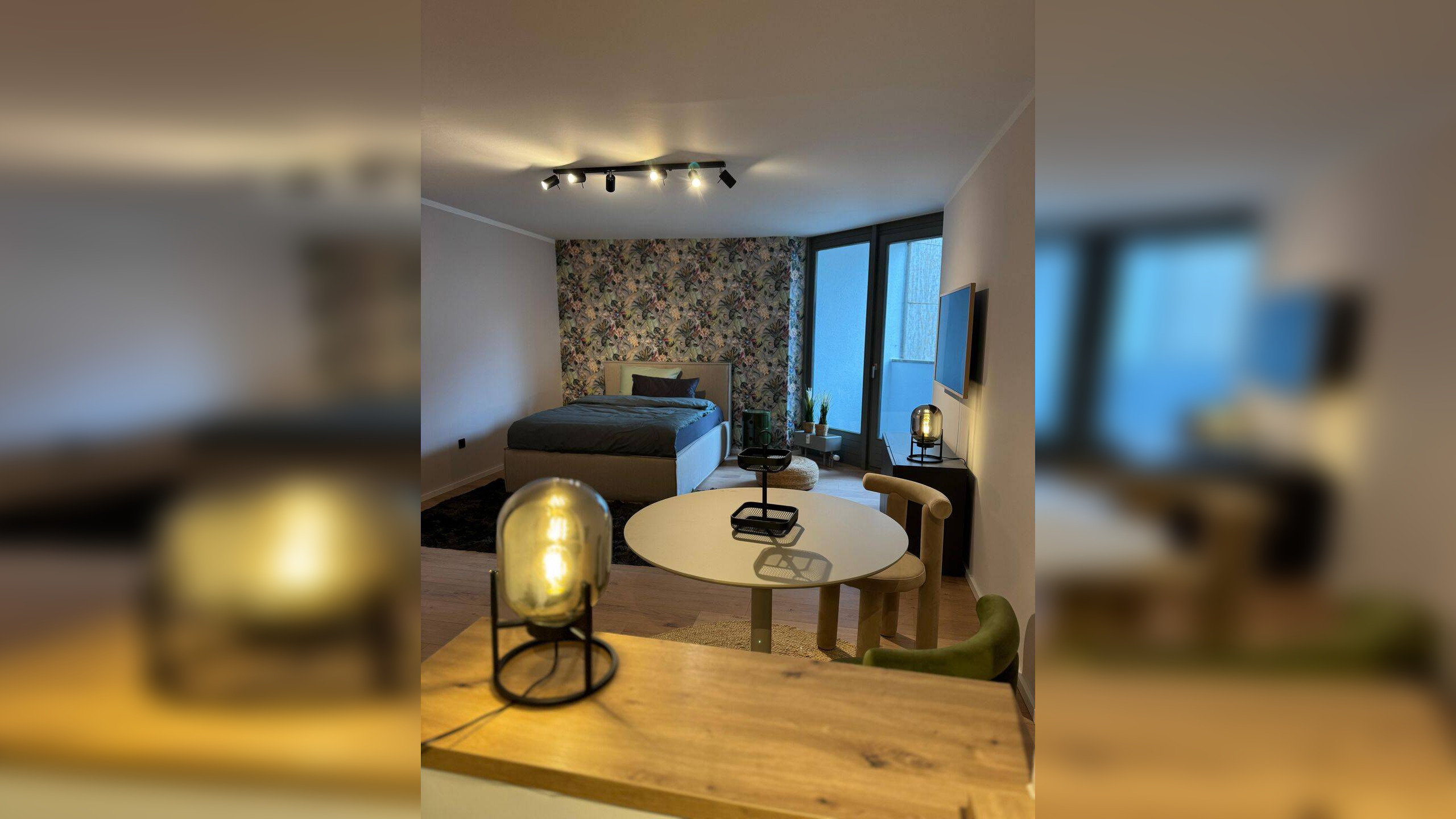 DOWNTOWN-OASE ::: DAS PERFEKT AUSGESTATTETE 1 ZI-APARTMENT – 65185 Wiesbaden – Bild 1 von 2