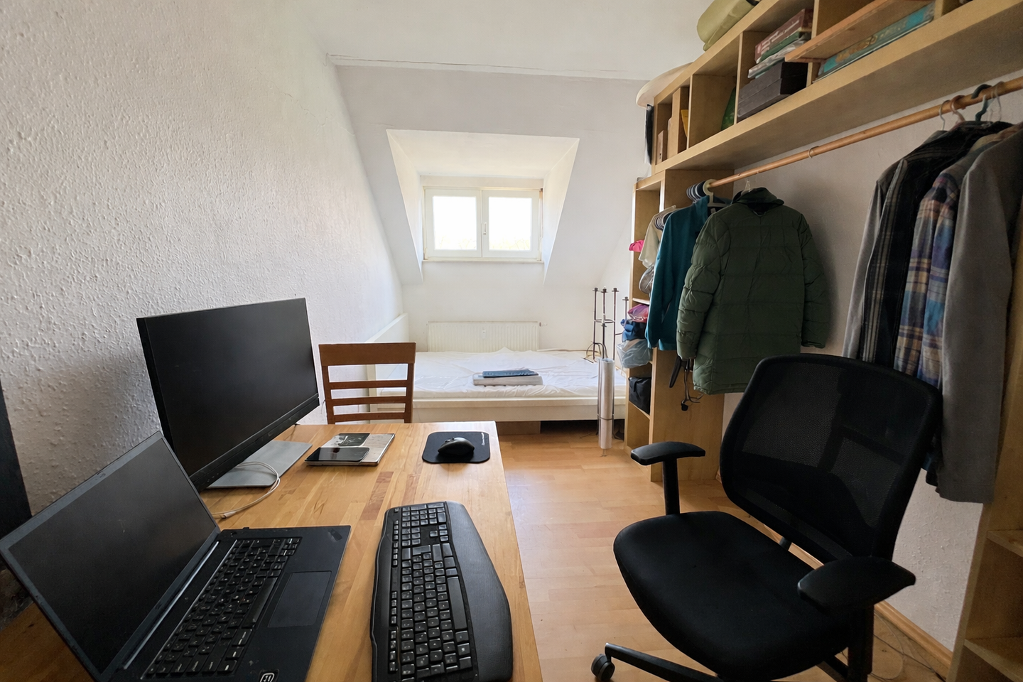 Offenbach-Rosenhöhe: Helle 3-Zimmer-Wohnung mit Balkon und 2 Stellplätzen!, 63069 Offenbach am Main (Lauterborn Offenbach am Main Rosenhöhe)