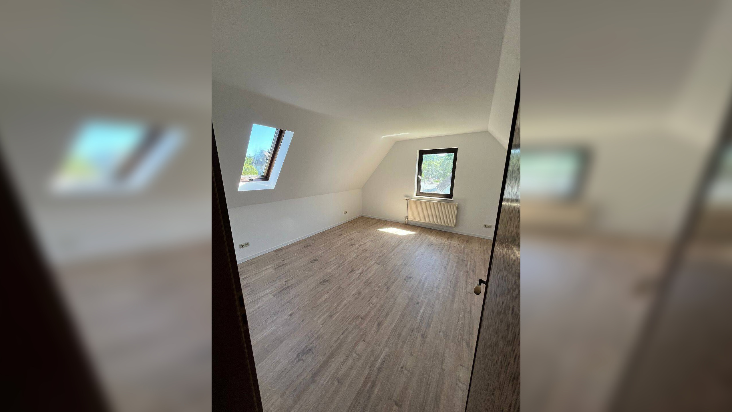 Attraktive 3-Zimmer-Dachgeschosswohnung mit Stellplatz in zentraler Lage von Bad Berleburg, 57319 Bad Berleburg