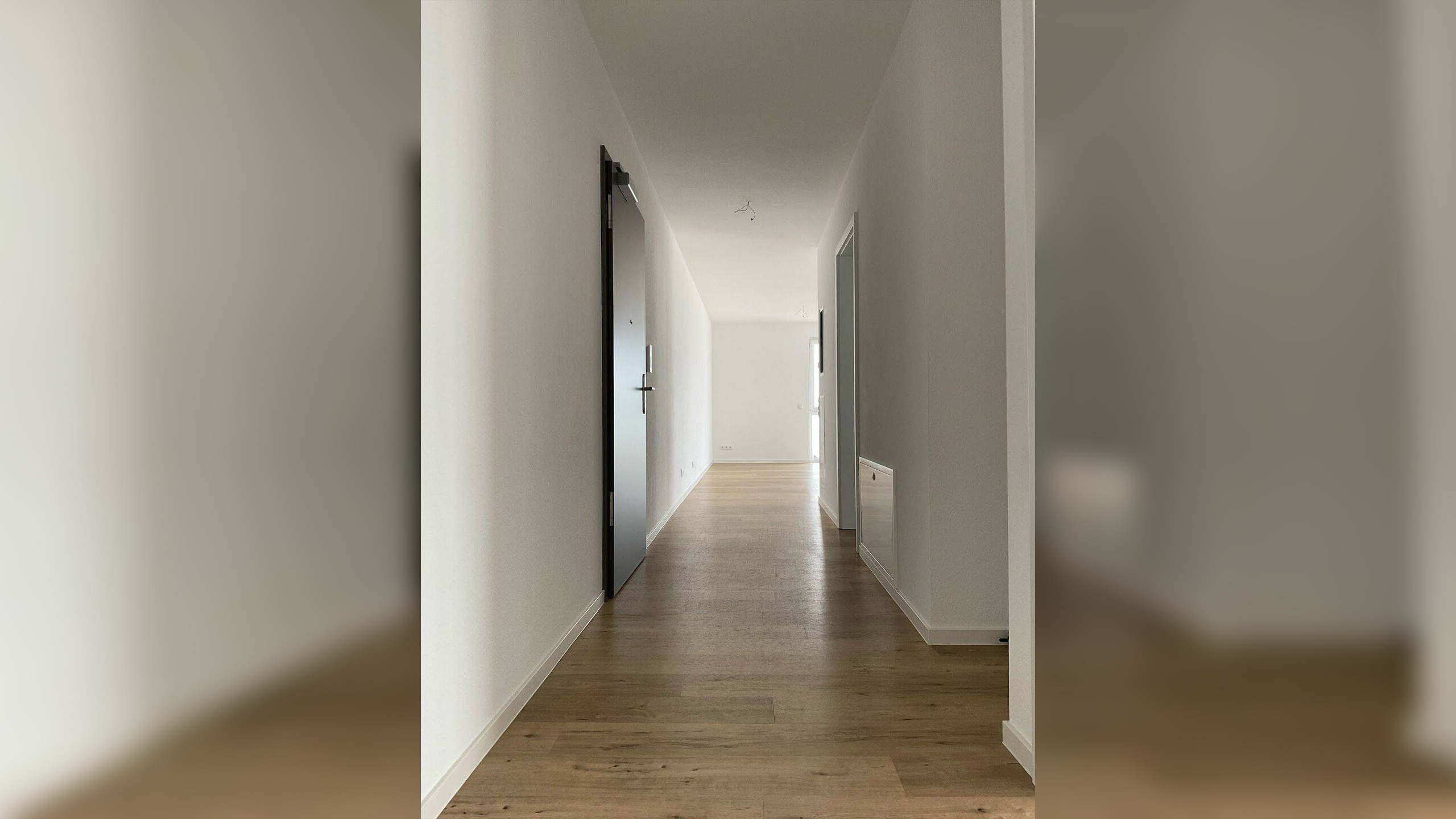 Mit dem Aufzug aus der Tiefgarage ins frisch gemachte Nest., 7751 Sulza