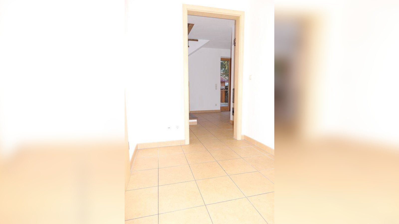 Große Split-Level-Wohnung (6 Räume) mit Garten und Bergpanorama, 83661 Lenggries