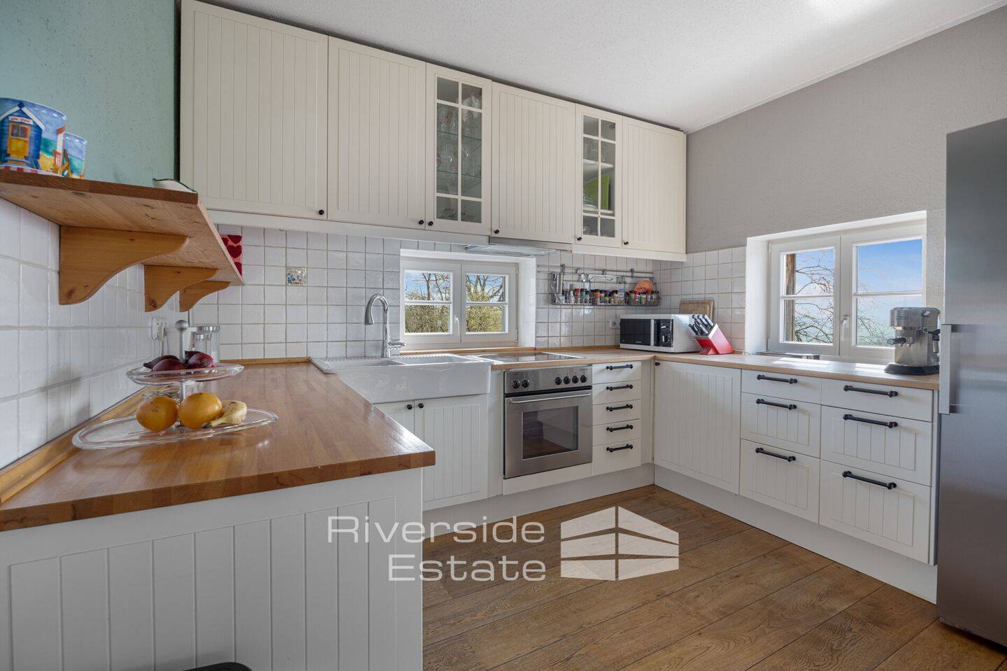 Brünnighausen | Stilvolles, renoviertes Wohnhaus in ruhiger Lage mit tollem Ausblick!, 31863 Coppenbrügge