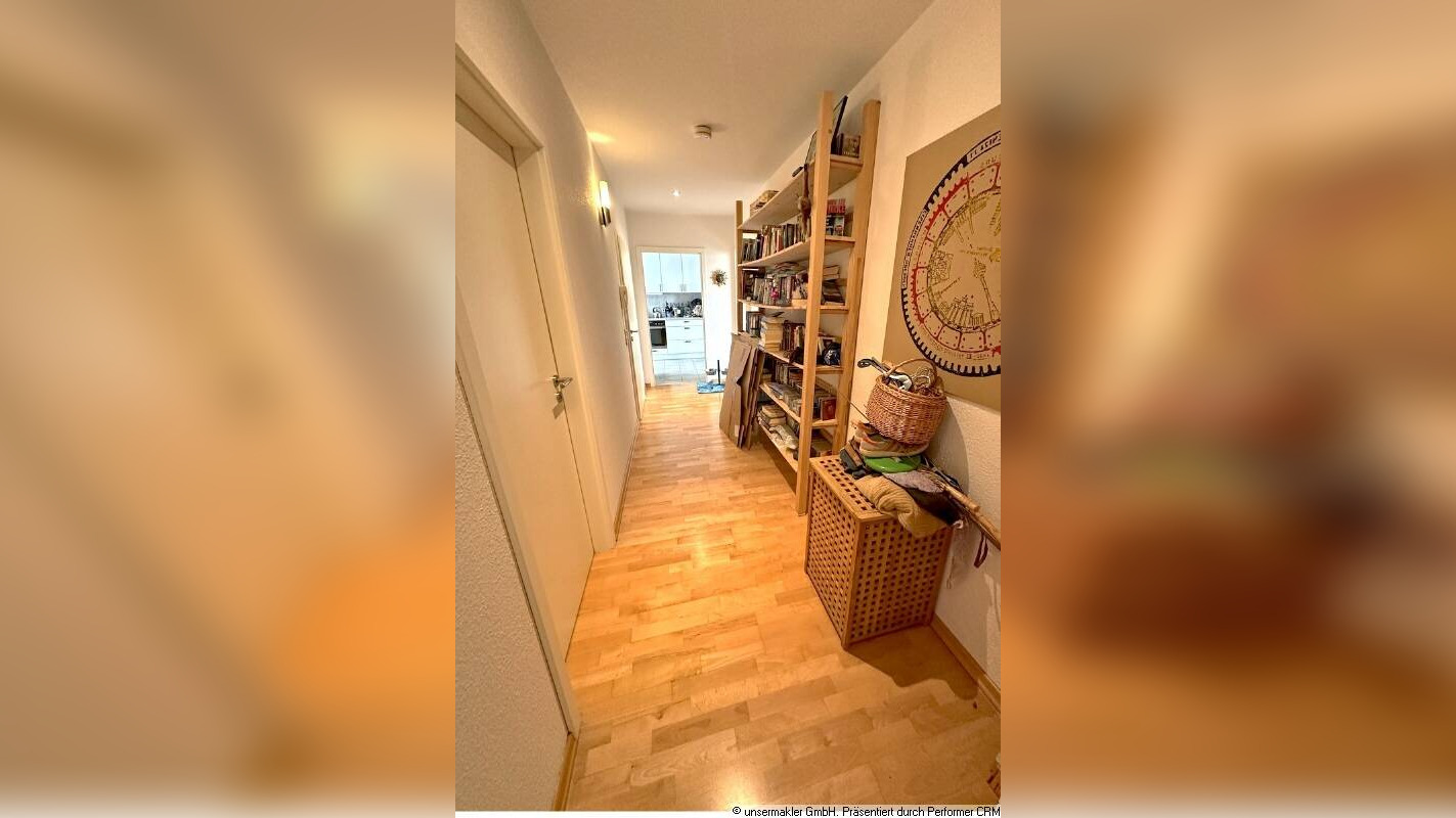 Raum. Licht. Lebensqualität – DG-Wohnung mit 3 Schlafzimmern & 2 Bädern, 47259 Duisburg (Huckingen Hüttenheim Mündelheim Ungelsheim Wanheim-Angerhausen)