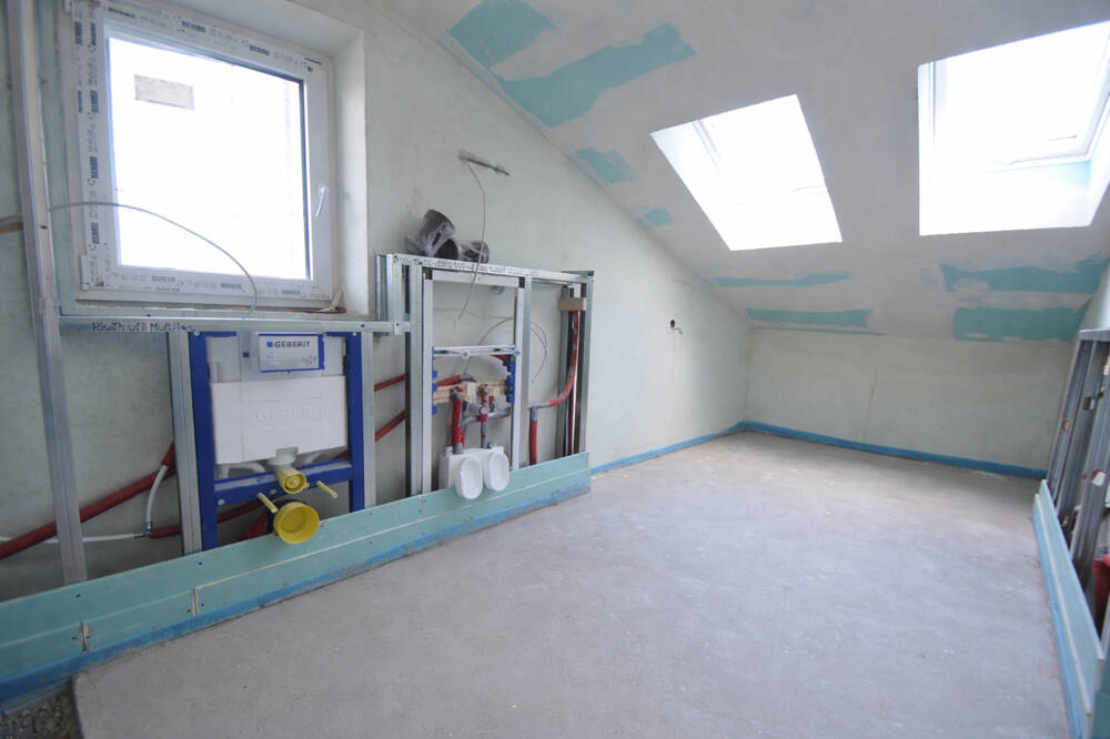 Exklusive Maisonettewohnung im Dachgeschoss mit Spitzboden, Balkon und Loggia – 22043 Hamburg – Vorschaubild 3