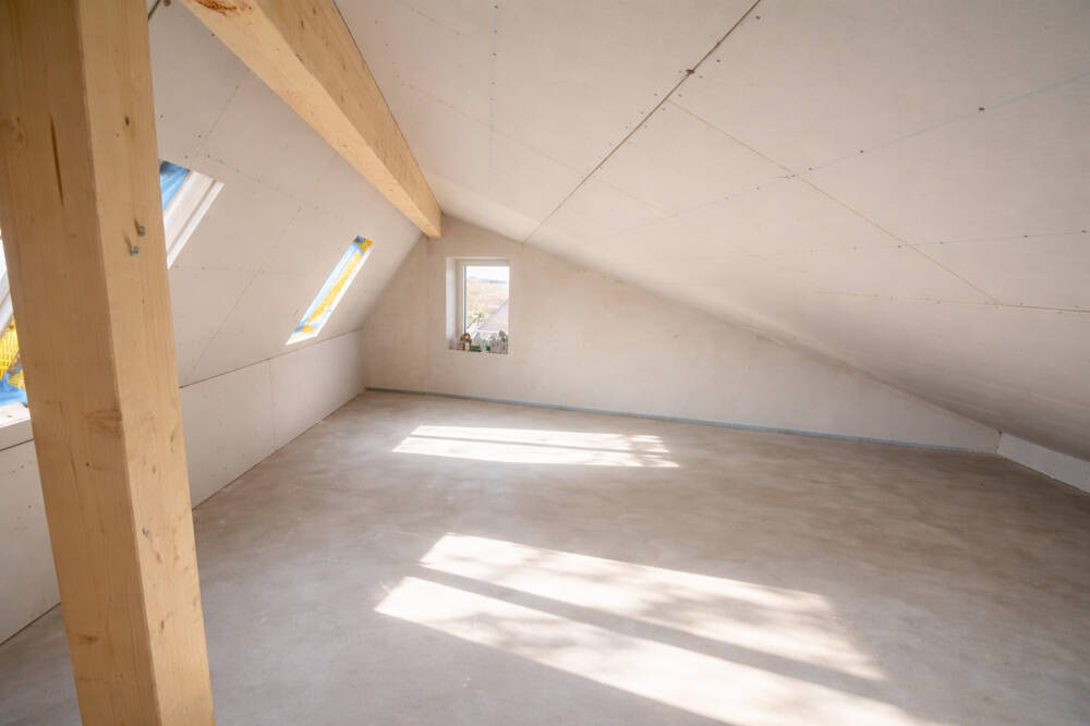 Exklusive Maisonettewohnung im Dachgeschoss mit Spitzboden, Balkon und Loggia – 22043 Hamburg – Vorschaubild 4