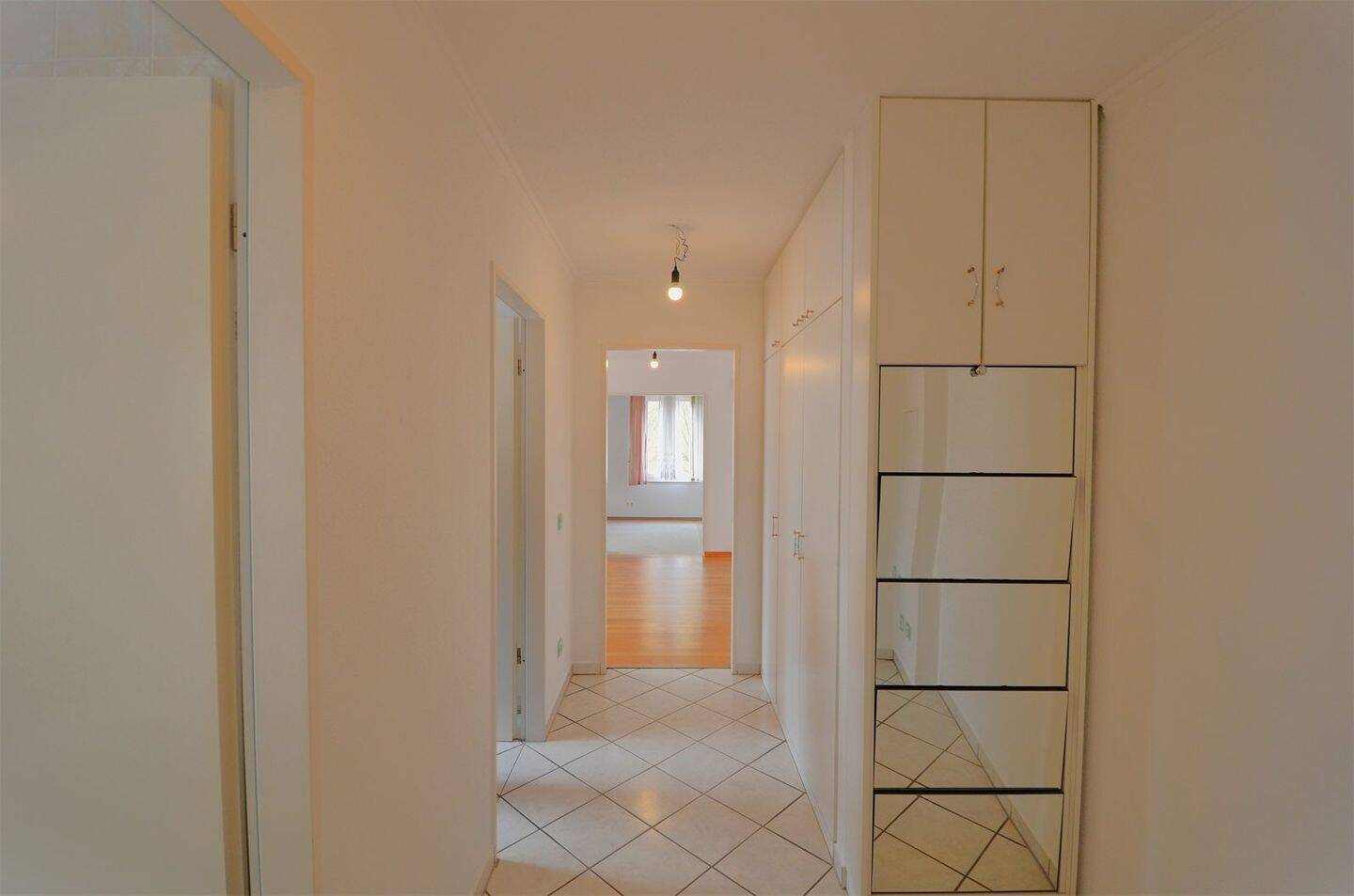 Lichtdurchflutete 2-Zimmer-Wohnung mit Balkon und Aufzug – Ihr neues Zuhause in Potsdam, 14480 Potsdam (Am Stern Drewitz Kirchsteigfeld)