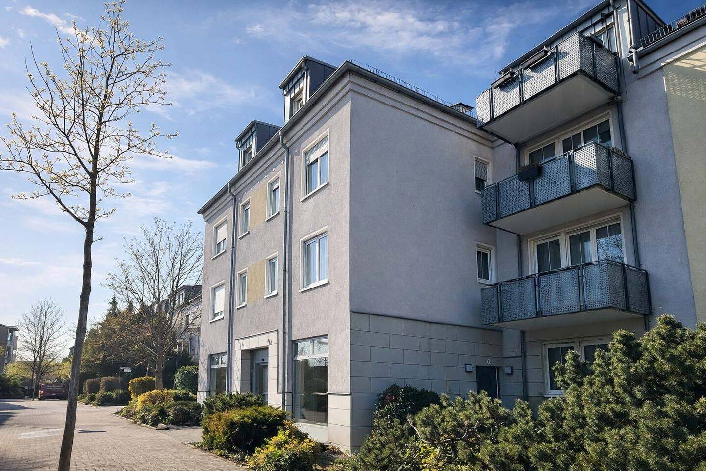 www.immovista.de  VERMIETETE EIGENTUMSWOHNUNG IN SCHÖNER LAGE, 1219 Dresden