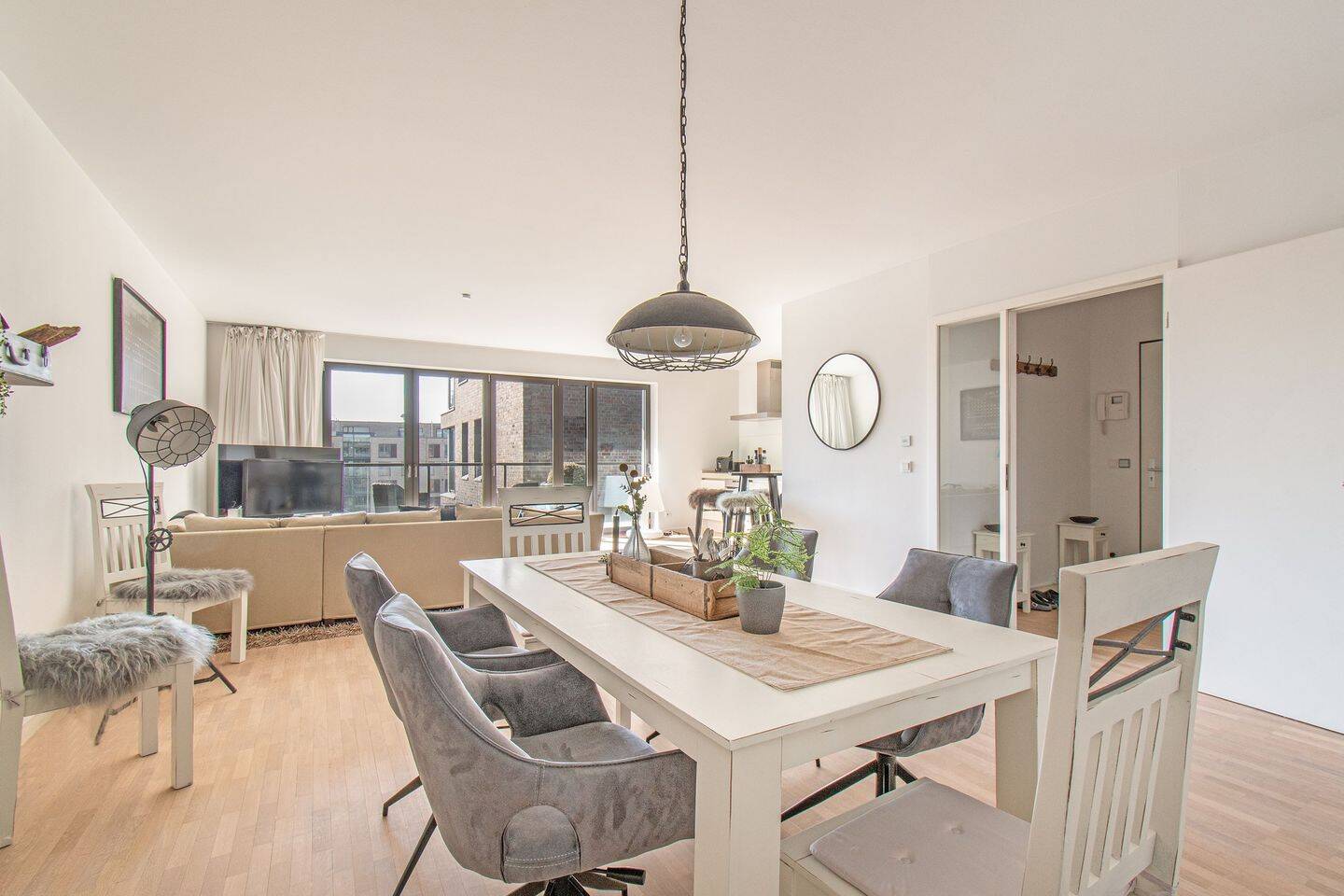 Wasserblick und urbaner Lifestyle in einem Zuhause! – 20457 Hamburg – Vorschaubild 3