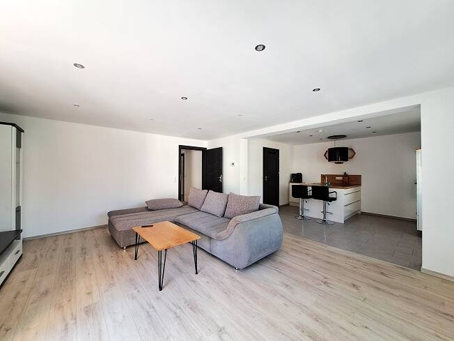 Attraktive 3-Zimmer Wohnung mit Balkon und Gartenanteil, 67363 Lustadt