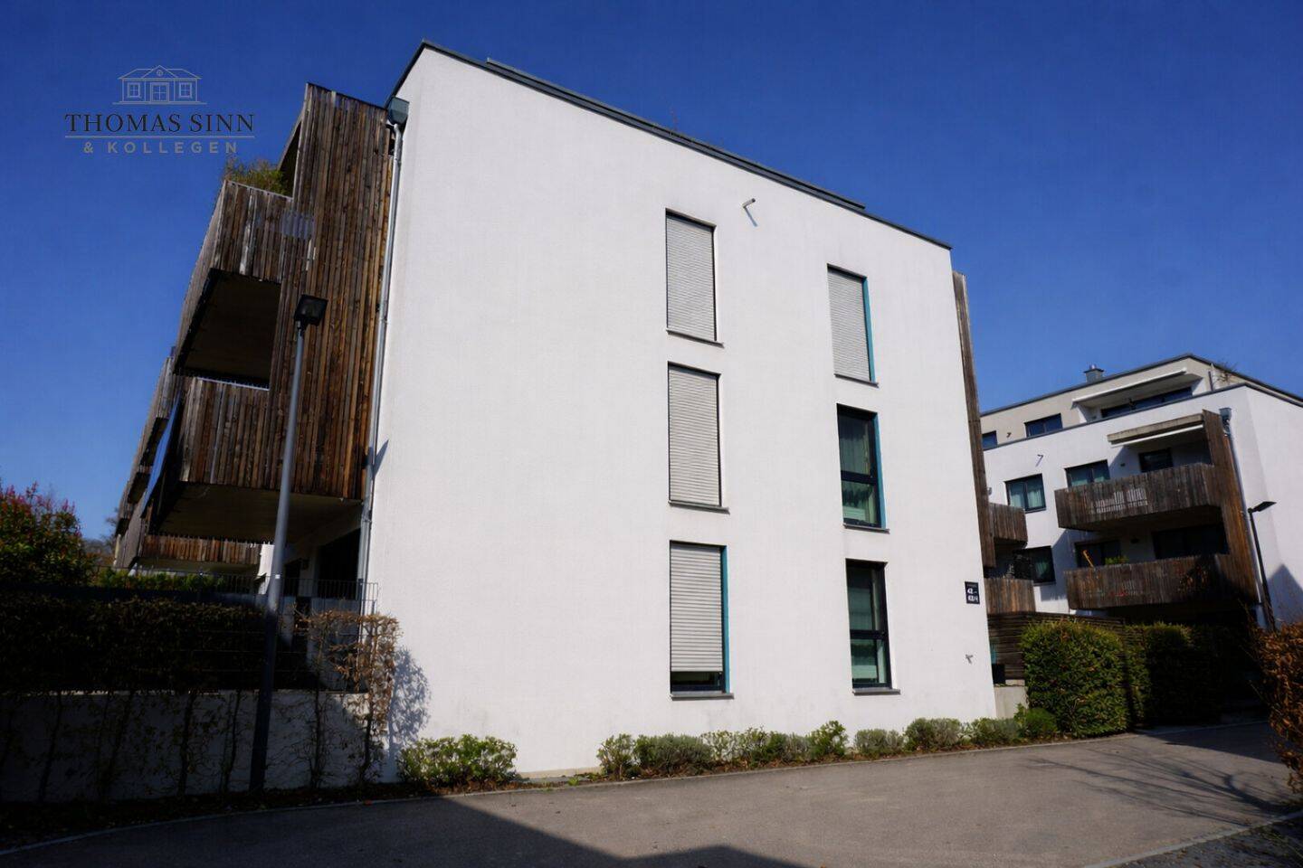 Helle und moderne Wohnung im 1. OG Großer Südbalkon – TG-Platz Super Zustand – sofort beziehbar – 74080 Heilbronn – Vorschaubild 3