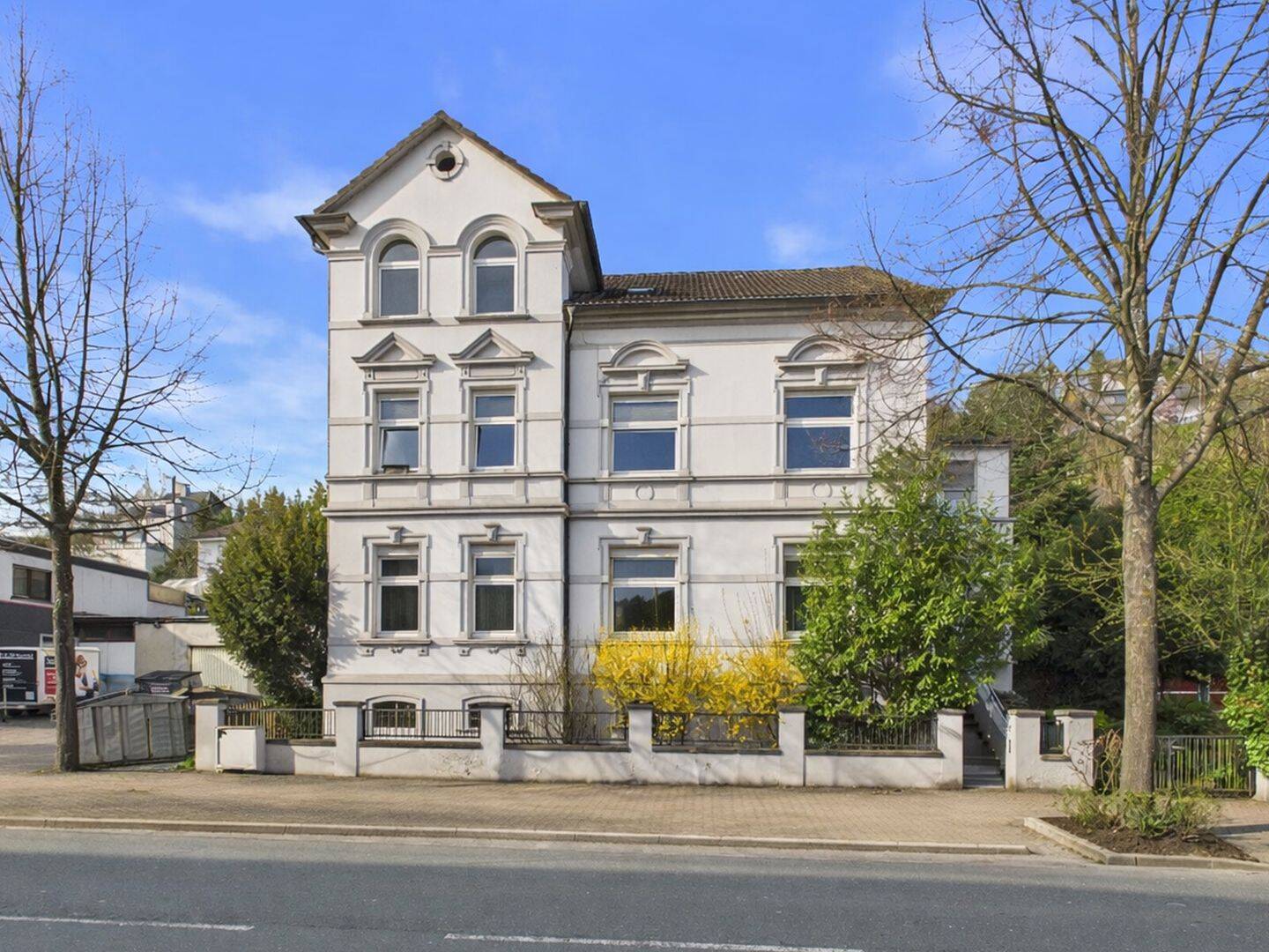 SCHADE IMMOBILIEN – Schöne Gründerzeitvilla in Plettenberg-Eiringhausen zu verkaufen!, 58840 Plettenberg