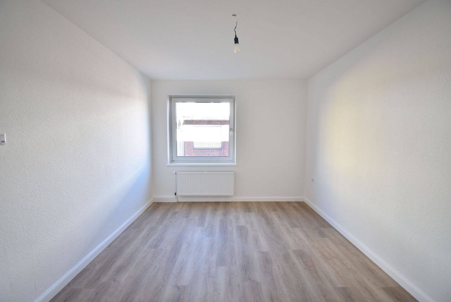 OB-City! Sanierte 2-Zimmer-Whg zu vermieten – 46045 Oberhausen – Vorschaubild 3