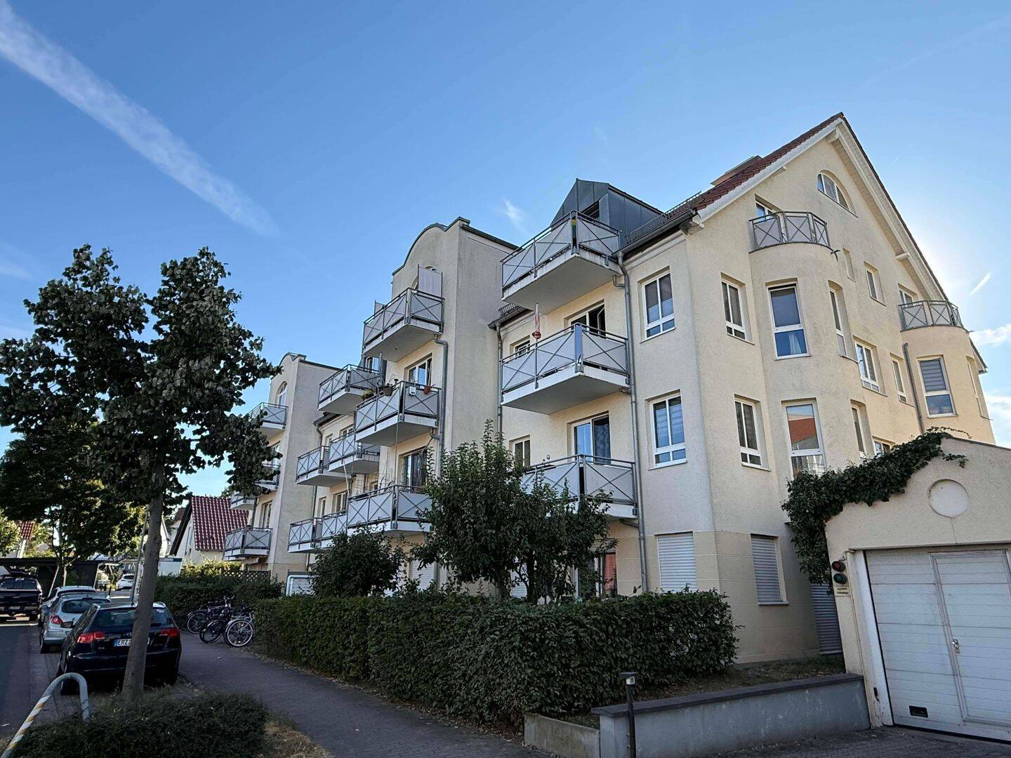 leerstehende 3 Zimmer Maisonette Wohnung mit Balkon und hochwertiger Einbauküche – Leipzig – Bild 1 von 2