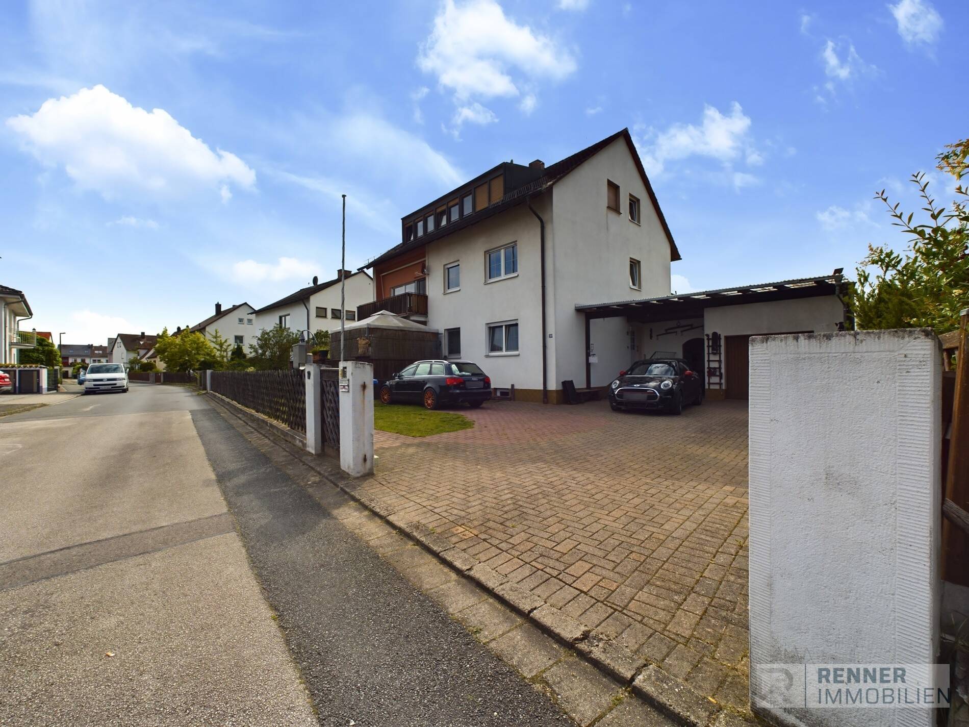 Charmantes Mehrfamilienhaus mit großem Grundstück in ruhiger Lage, 90427 Nürnberg