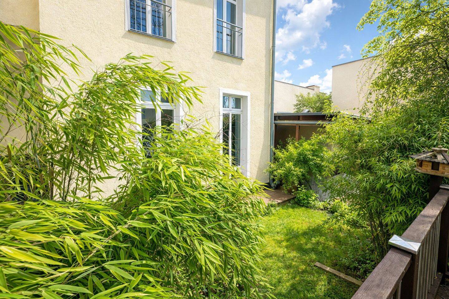 Herrschaftliche Hochparterrewohnung mit Terrasse, Kamin, Carport, in ruhiger Lage, 12555 Berlin (Treptow-Köpenick Köpenick)