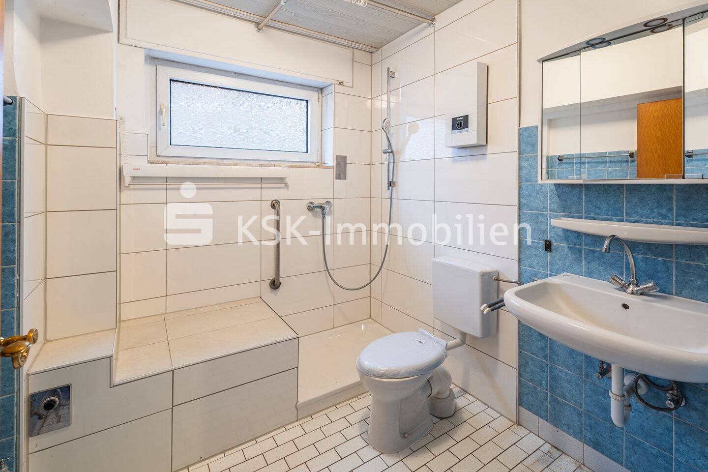 2-Zimmer-Wohnung mit Balkon in 50354 Alt-Hürth!, 50354 Hürth
