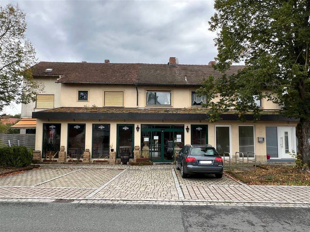 Mehrzweckimmobilie: Wohn- und Geschäftshaus mit verpachtetem Restaurant und freier Wohneinheit., 96185 Schönbrunn i. Steigerwald