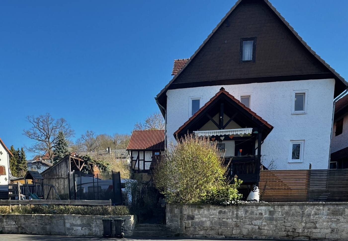 Ihr eigenes Wohnparadies! Naturnahes Fachwerk-Ensemble mit 4 Wohneinheiten in Edermünde-Holzh., 34295 Edermünde