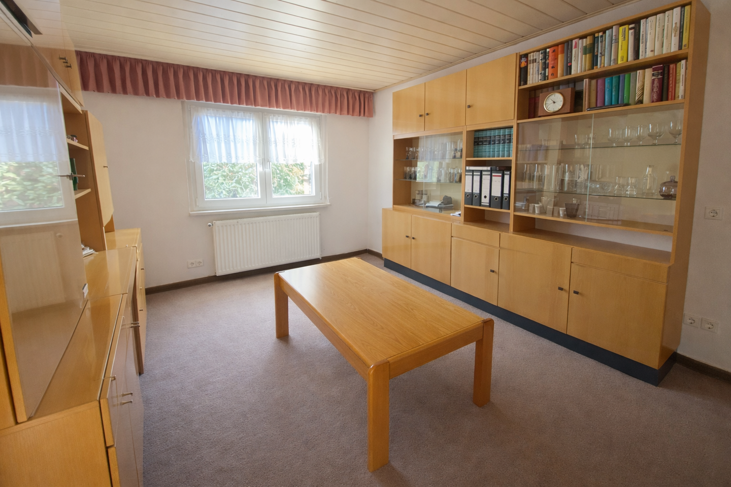 Großzügiges Einfamilienhaus mit Garage in ruhiger Siedlungslage von Grimma, 4668 Grimma