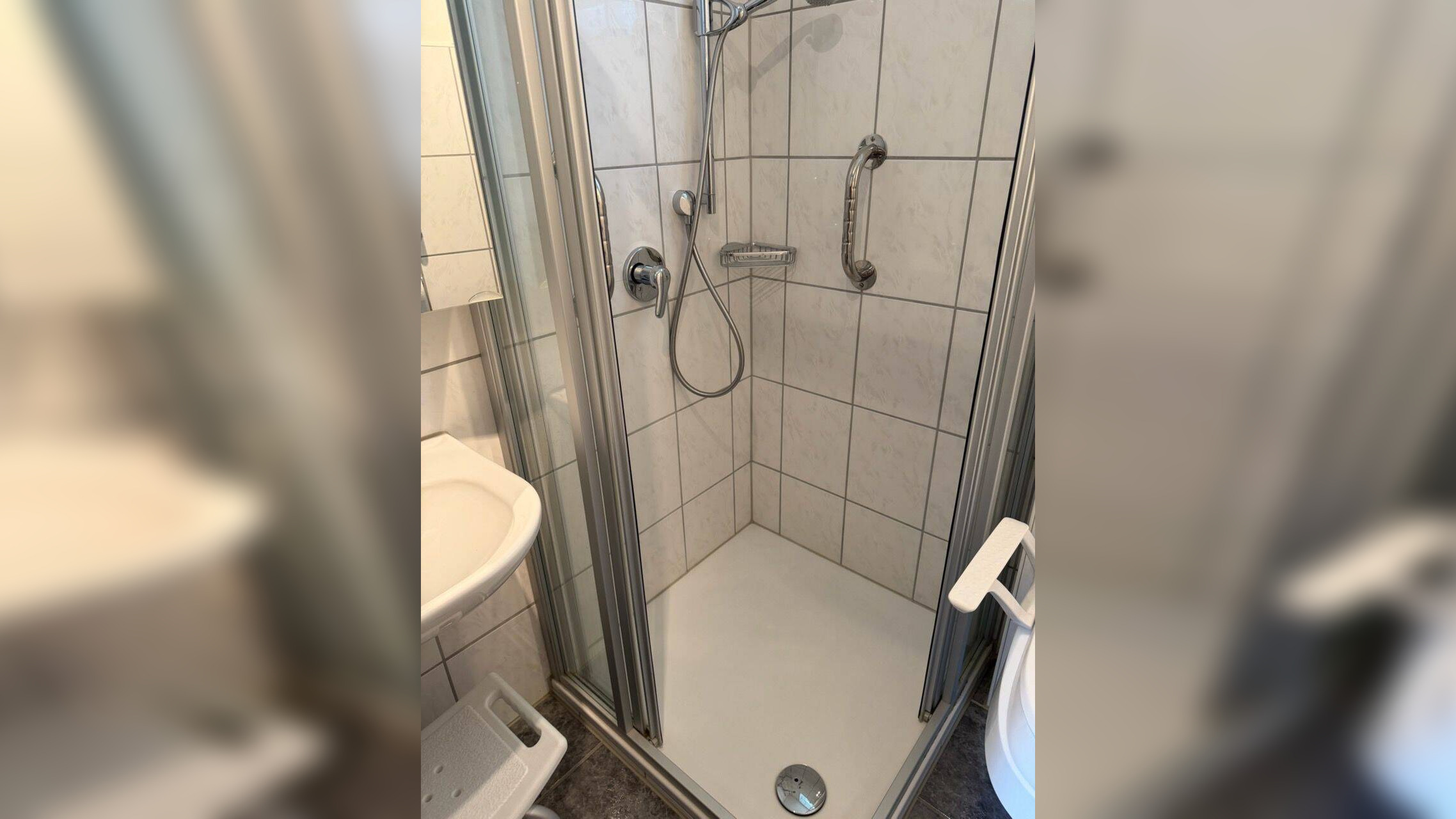 Großzügiges Familienhaus mit herrlichem Grundstück und Raum für Ideen, 64683 Einhausen