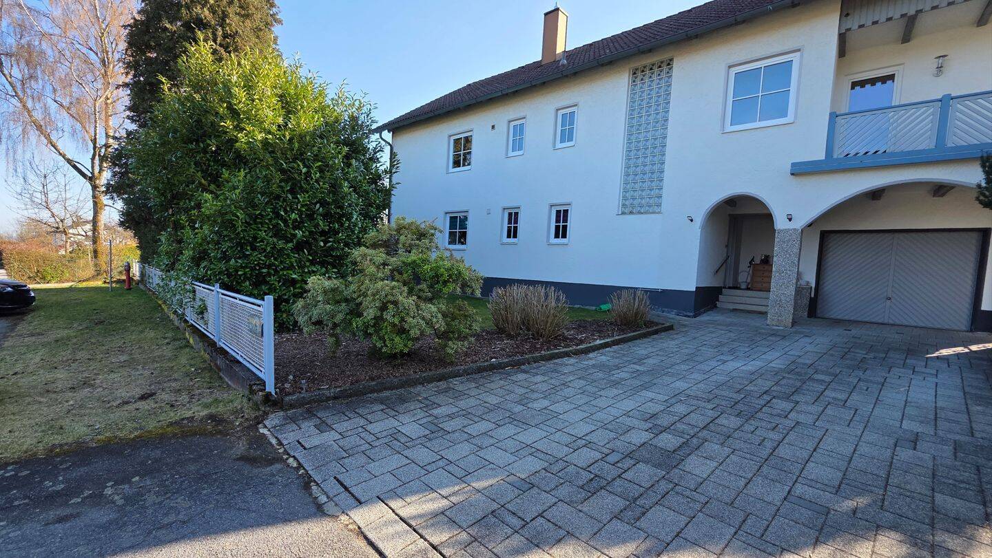 Großes Mehrfamilienhaus, 3 Einheiten & Ausbaupotential sucht Großfamilie/Mehrgenerationen/Investoren, 94154 Neukirchen vorm Wald