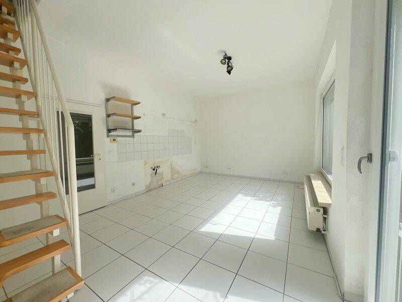 Terrassentraum in toller Lage! 1,5-Zimmer-Wohnung mit eigenem Zugang und romantischer Terrasse