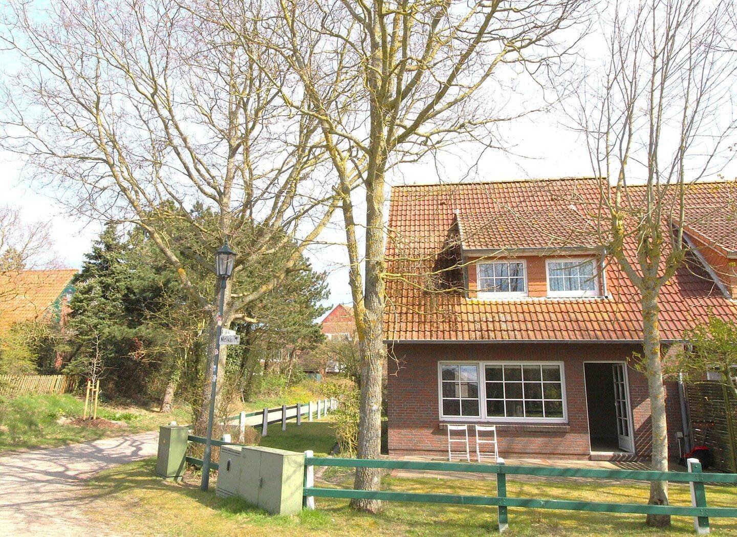 Spiekeroog – schönes Reihenendhaus in bester Lage zu verkaufen!, 26474 Spiekeroog