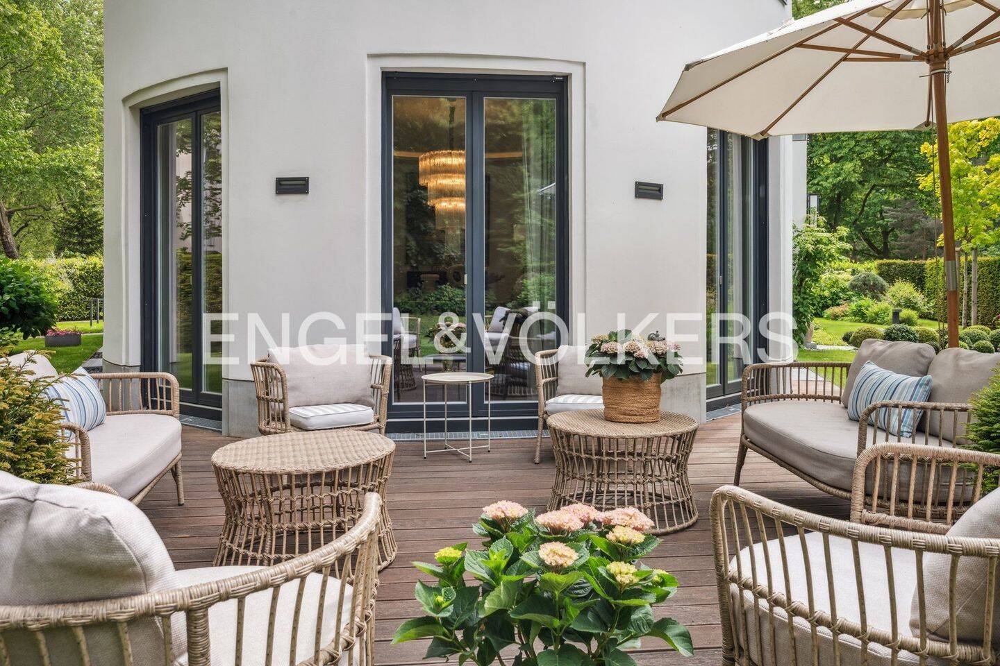 LUXURY LIVING – Villa Bernadotte