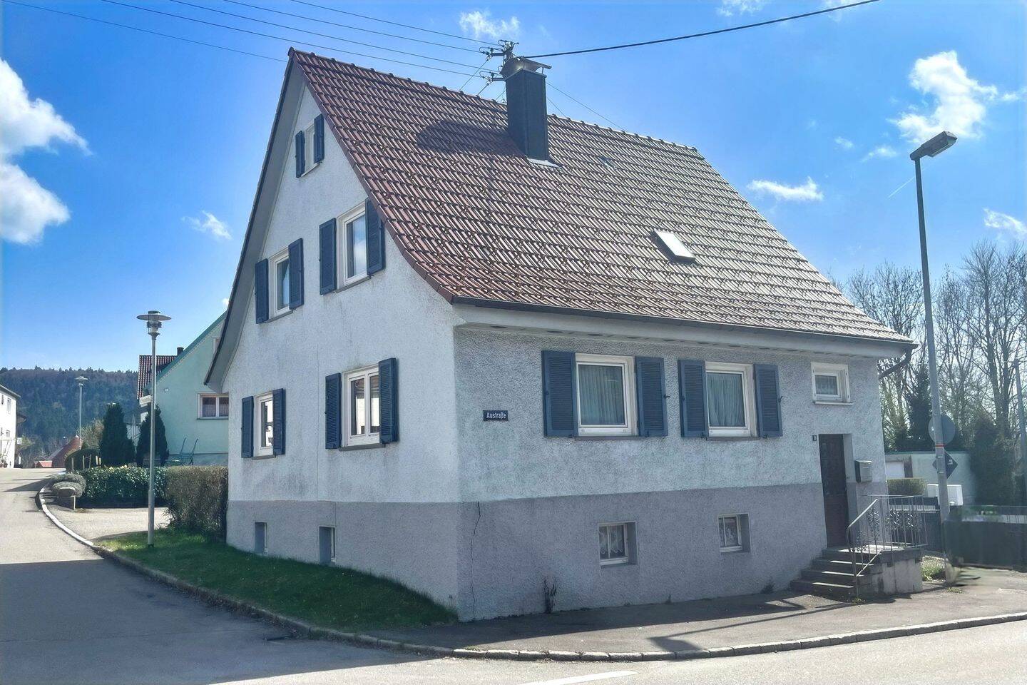 Wohnhaus mit Garage in Gosheim, 78559 Gosheim