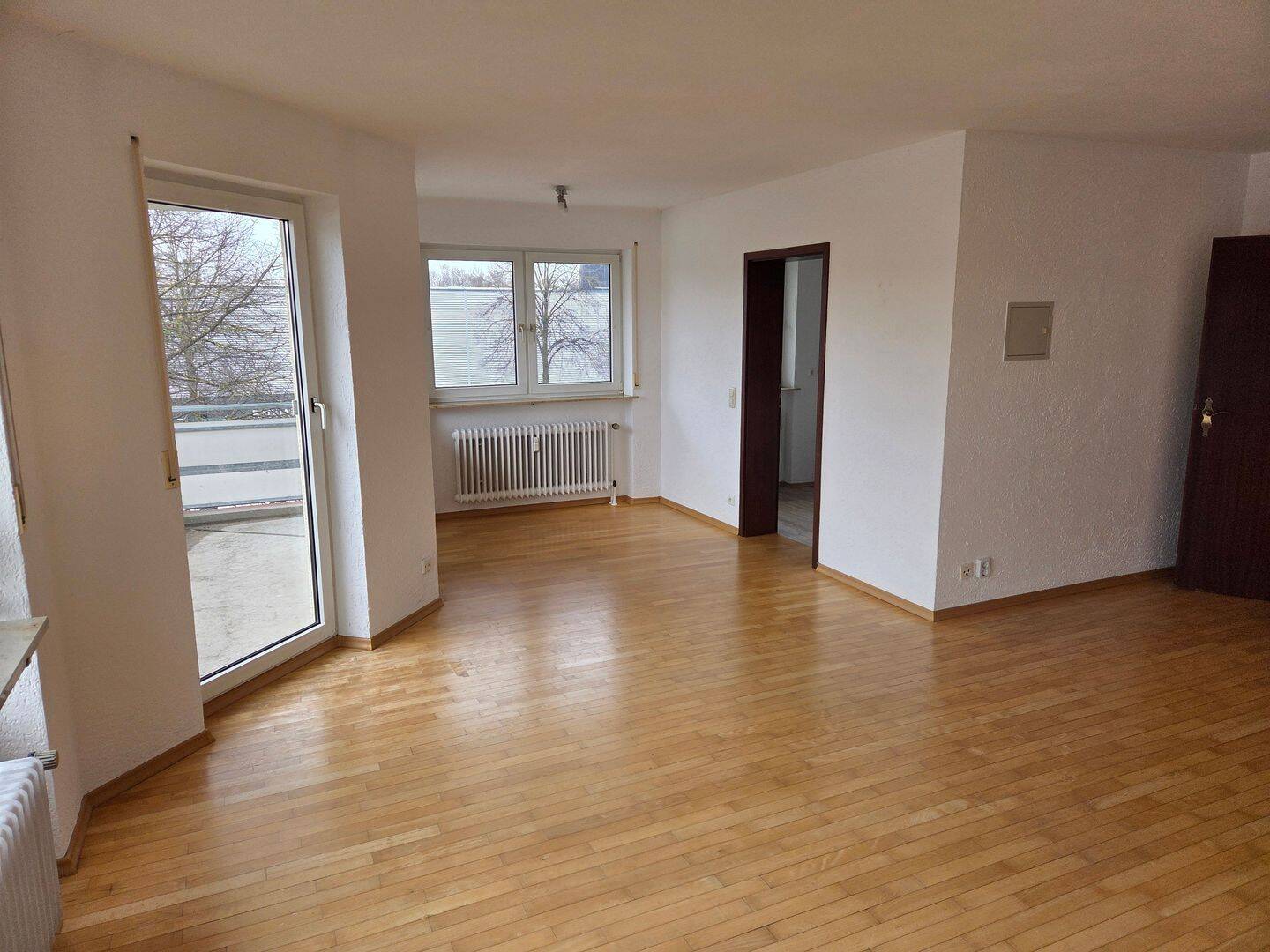Eigentumswohnung mit Balkon und Aufzug in zentrumsnaher Lage | Erbbaurecht, 85053 Ingolstadt (Ingolstadt Kothau Niederfeld Ringsee Rothenturm)