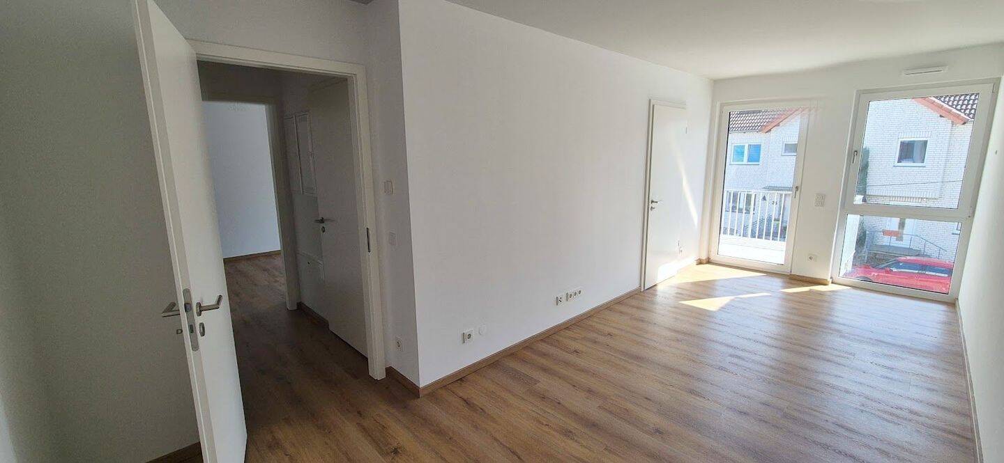 Genießen Sie das Wohnen mit Balkon! Helle 2 Zimmer, Einbauküche + Aufzug + TG-Platz – 52074 Aachen – Vorschaubild 7