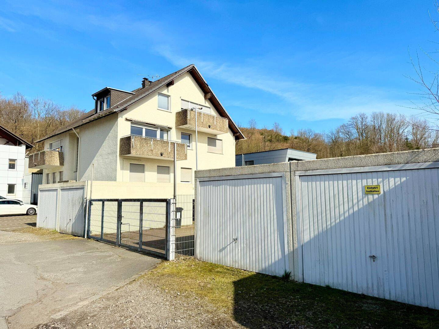 HOCHWERTIGES WOHN – UND GESCHÄFTSHAUS MIT GEWERBEEINHEITEN, GARAGEN UND AUSSENSTELLPLÄTZEN !!!, 58135 Hagen (Haspe)