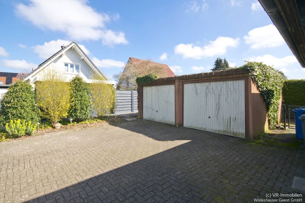 Einfamilienhaus mit Doppelgarage, 26127 Oldenburg (Oldb) (Alexandersfeld Bürgerfelde Nadorst)