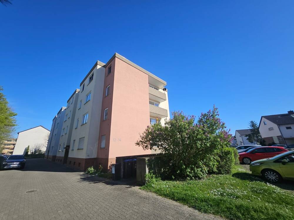 Vermietete Dachgeschosswohnung in ruhiger Wohnlage, 67112 Mutterstadt