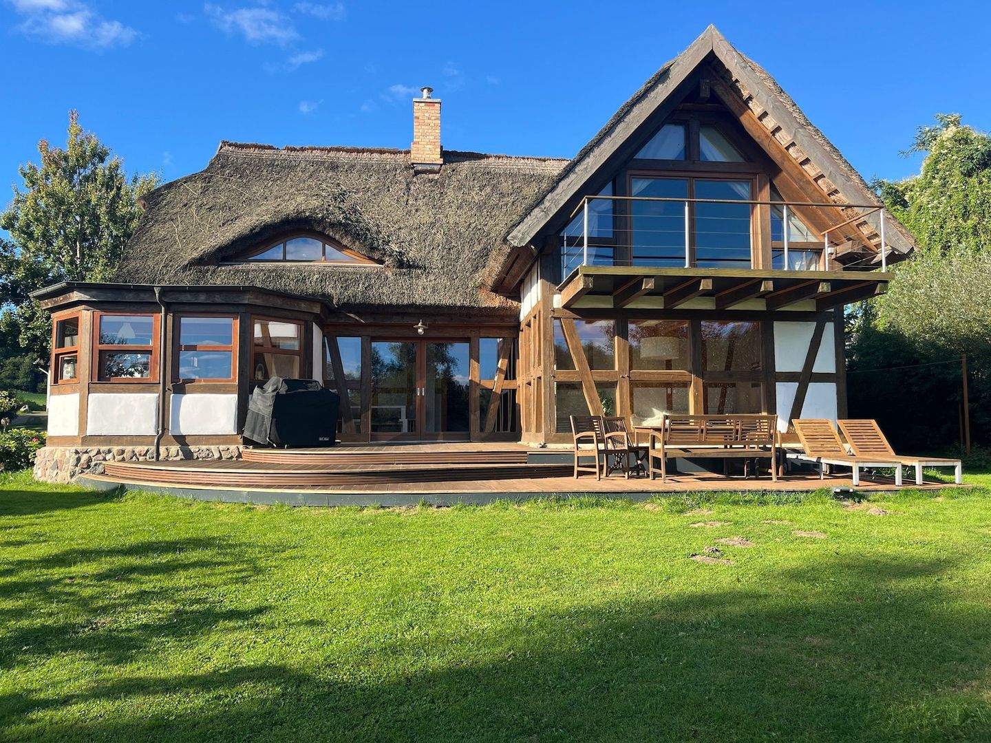 Niedrigenergie 28,77 Kwh, Haus Reet Fachwerk + Ferienhaus am Jasmunder Bodden auf der Insel Rügen, 18528 Buschvitz