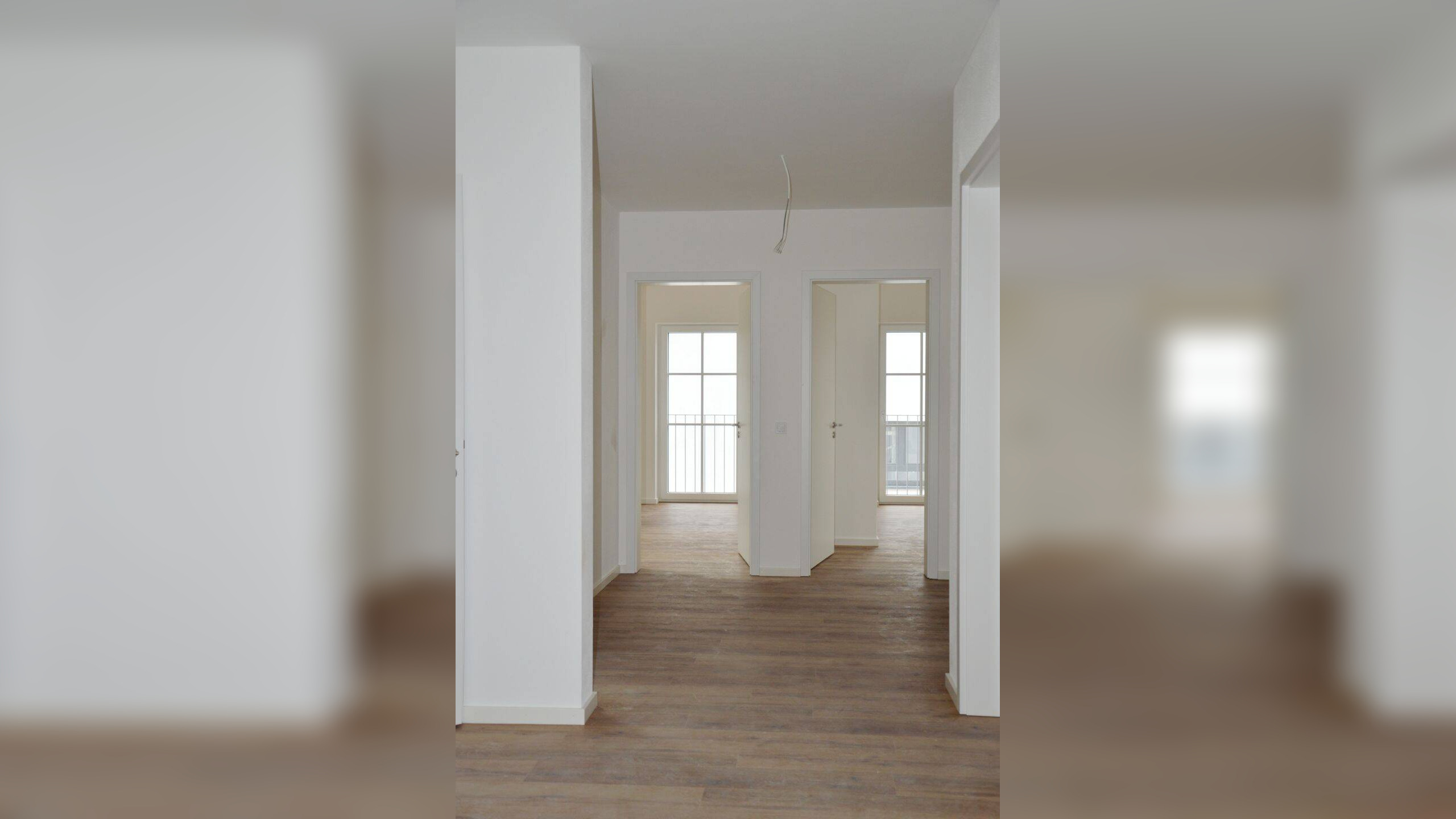 *Pentenried – Erstbezug einer top schicken 4-Zimmer-Dachgeschoss-Wohnung mit Balkon und herrlichem Blick, 82349 Krailling