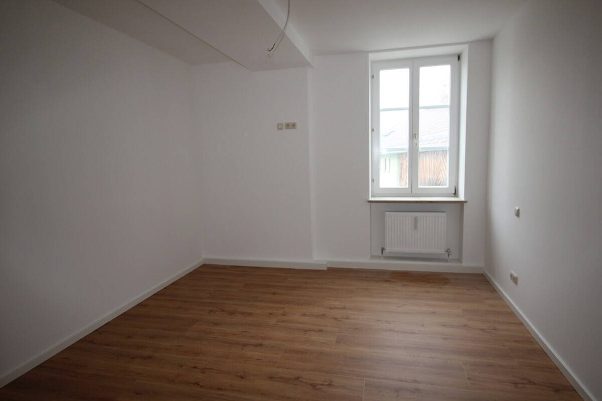 Sehr hübsche 2-Zi.-Whg. mitten am Stadtplatz im Herzen von Bad Griesbach, 94086 Bad Griesbach i. Rottal