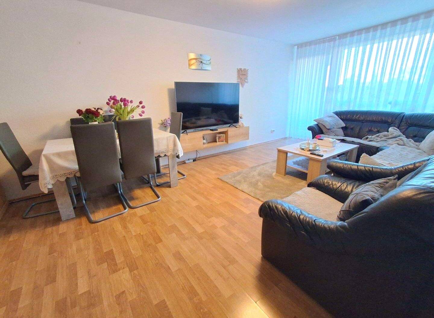 Attraktive 3-Zimmer-Wohnung mit großem Balkon, Aufzug und TG-Stellplatz in Singen, 78224 Singen (Hohentwiel)