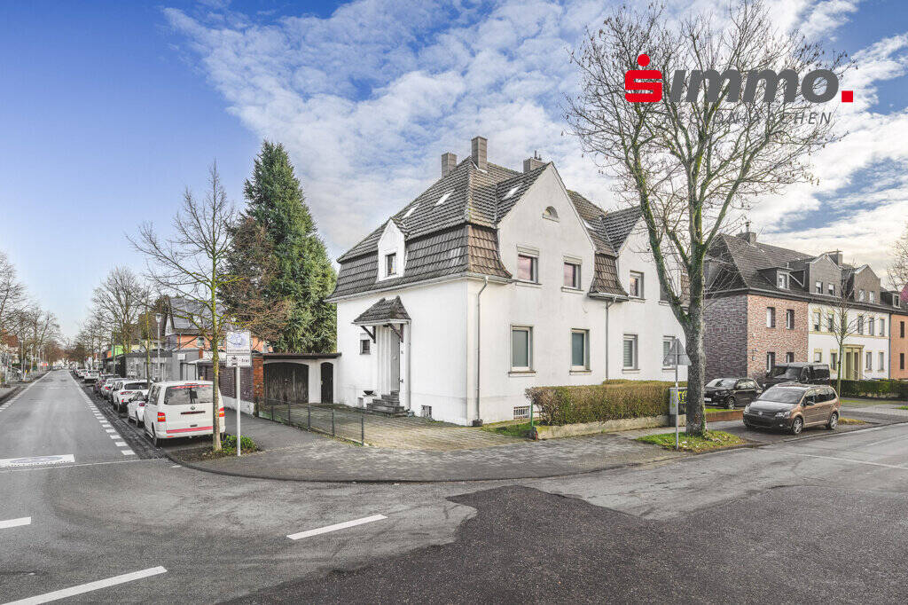 Komplett vermietete Doppelhaushälfte mit 2 Wohnungen in Wohneigentum, 52249 Eschweiler