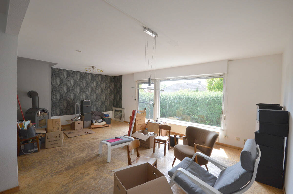 Freistehendes Einfamilienhaus mit Garage auf ruhigem eingezäuneten 804m² großem Grundstück in Meine, 38527 Meine