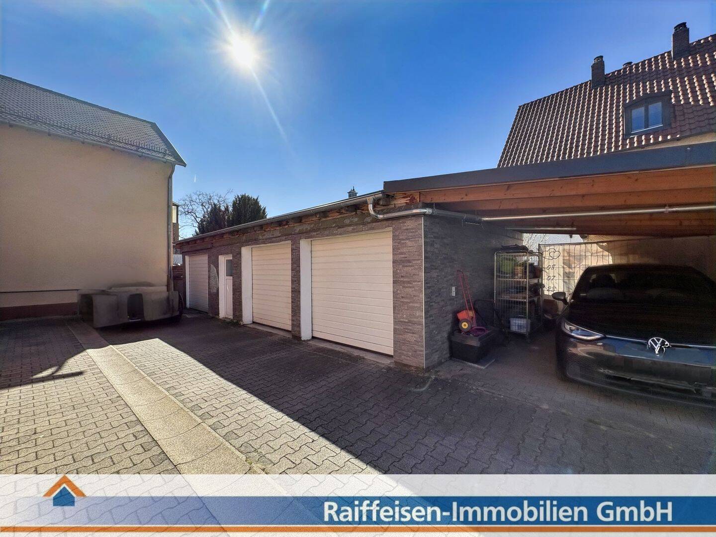 Attraktives 2-Familienhaus in Schwabelweis, 93055 Regensburg (Brandlberg-Keilberg Burgweinting-Harting Innenstadt Ostenviertel Schwabelweis)