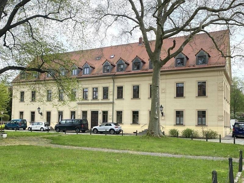 1,5-Raumwhg. mit EBK und Stpl. in historischem Villenviertel, 8371 Glauchau