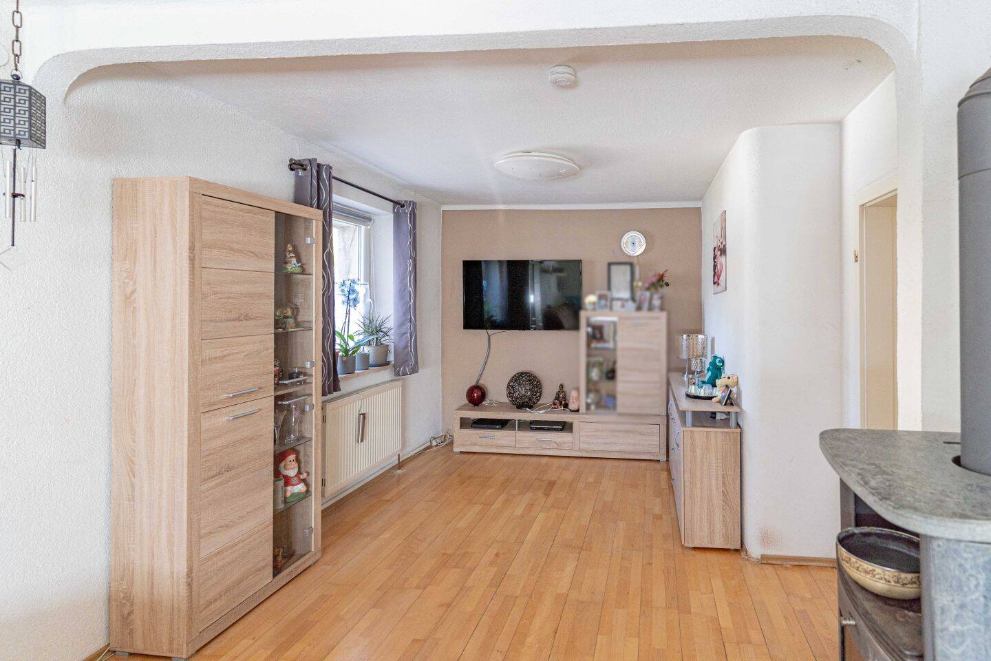 Viel Platz, Charme und Möglichkeiten – Doppelhaushälfte mit großem Grundstück in Sulzbach-Rosenberg, 92237 Sulzbach-Rosenberg