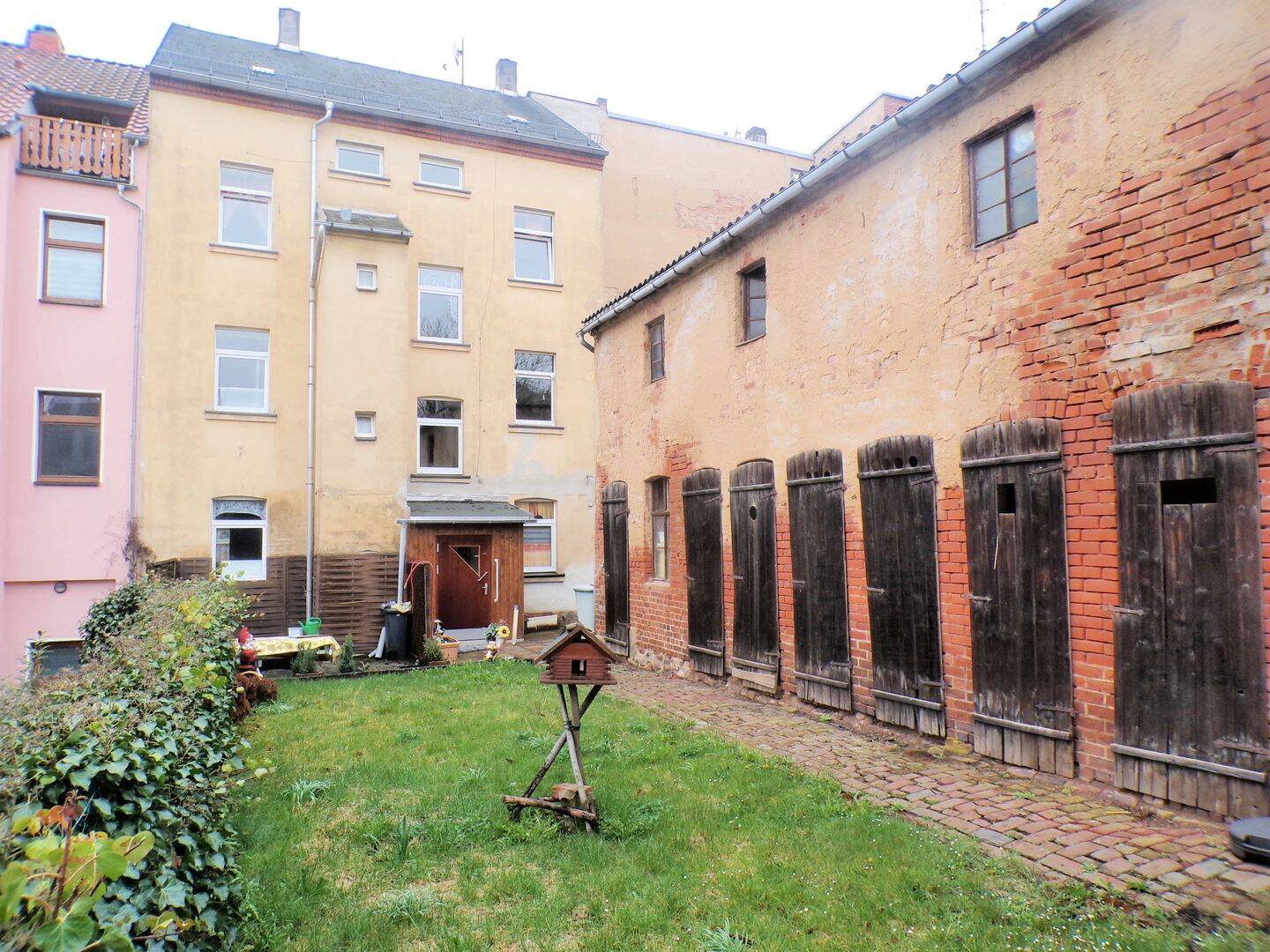 ** Für die Familie geeignet ** 3 Familienhaus in Werdau zu verkaufen !, 8412 Werdau
